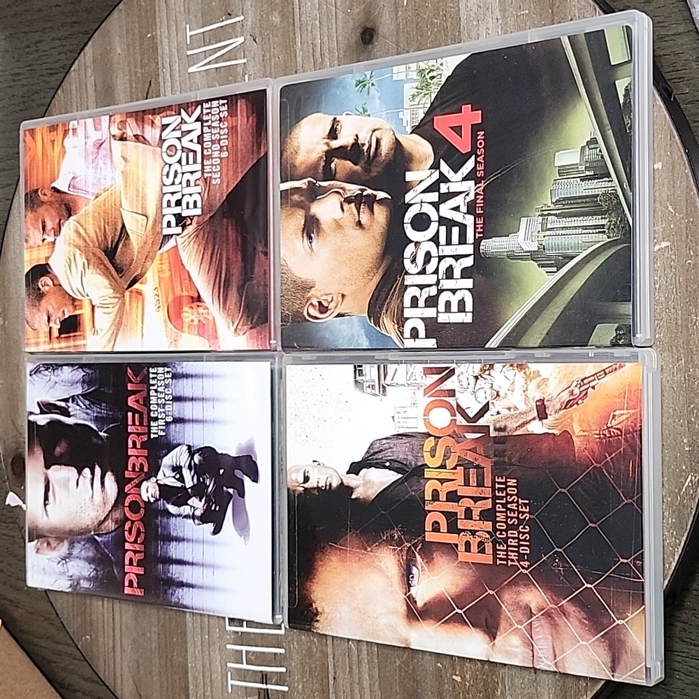 PRISON BREAK SEASONS 1 TO 4